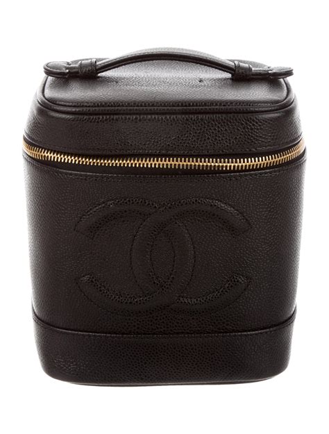 chanel vanity case original.